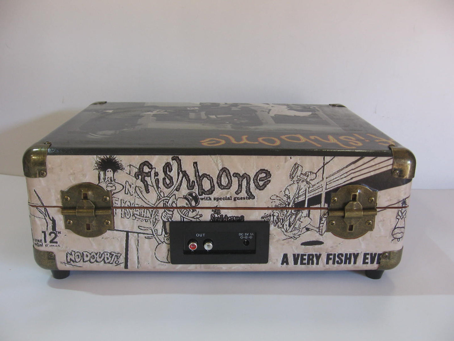 Limited Edition Record Store Day Record Player Hand Made and signed by Kendall Jones, Chris Dowd and Angelo Moore … limited to 50