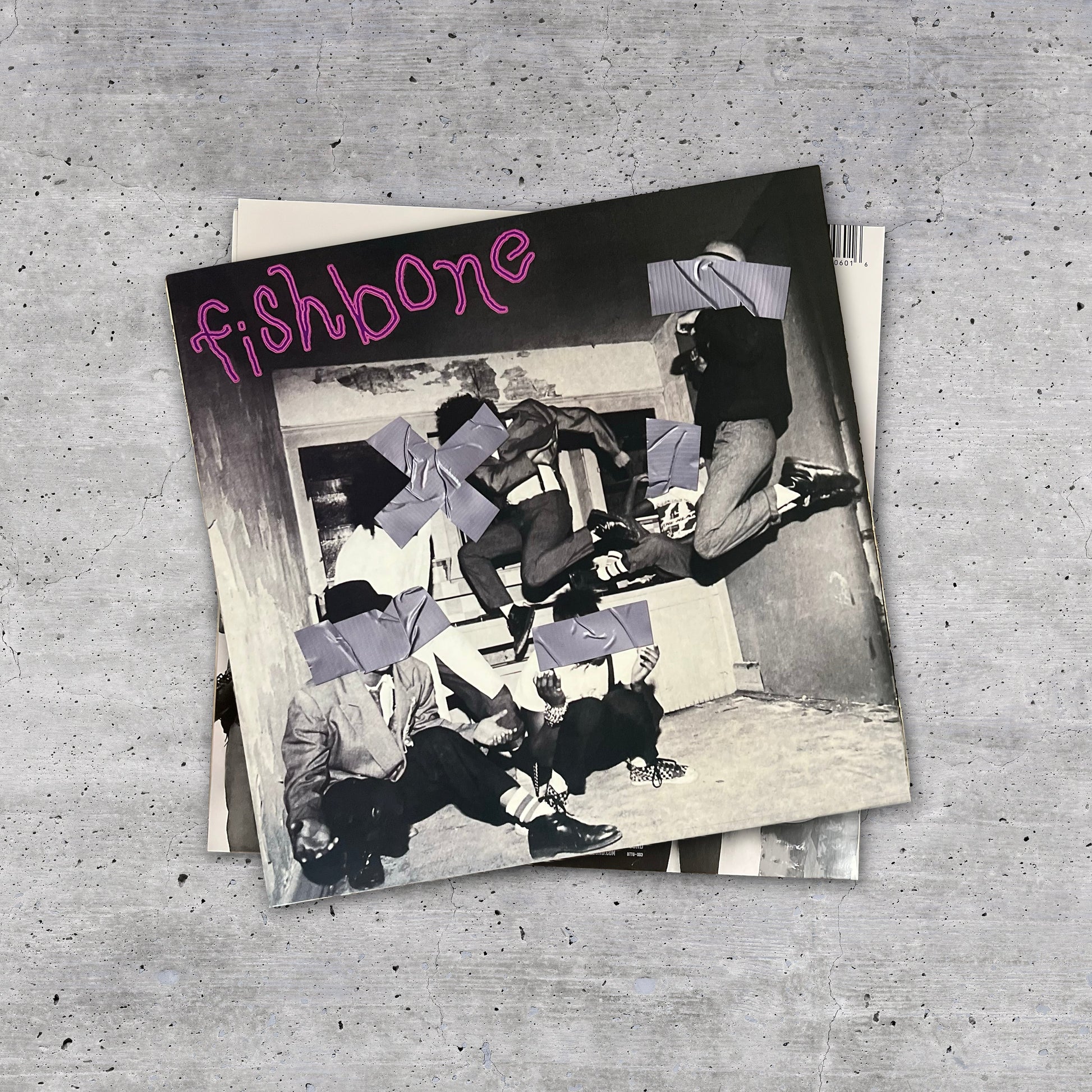 Live at the temple bar and more by Fishbone, CD with bdzik43 - Ref:119860911